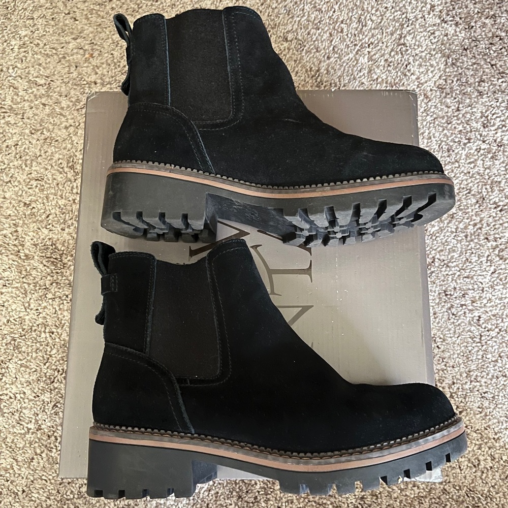 Crown Vintage Black Chelsea Boots Size 7